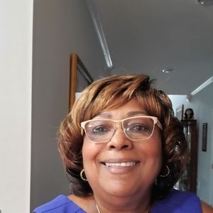 Meet your Posher, Jeanette